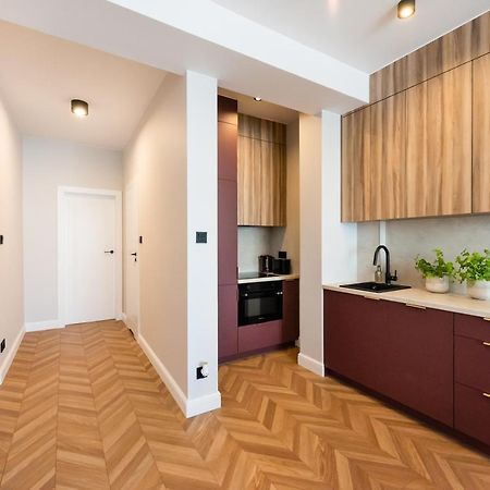 Remarkable City Centre Apartment Warsaw Exterior photo